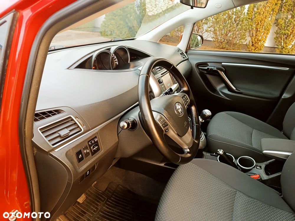 Toyota Verso 1.8 5-Sitzer Life - 12