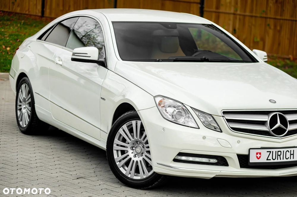 Mercedes-Benz Klasa E 250 BlueEFFICIENCY 7G-TRONIC Avantgarde - 35
