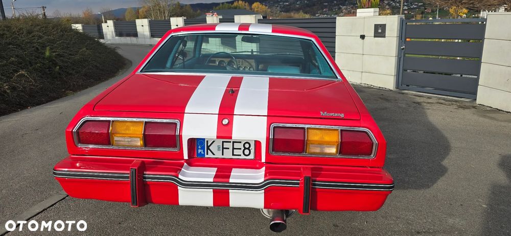 Ford Mustang - 12