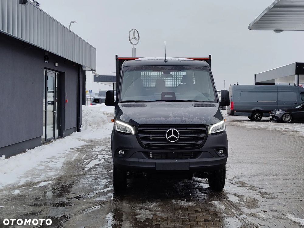 Mercedes-Benz Sprinter - 2