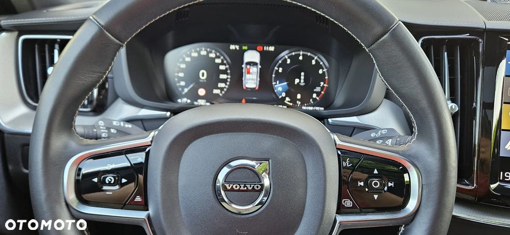 Volvo XC 60 B4 B R-Design - 37