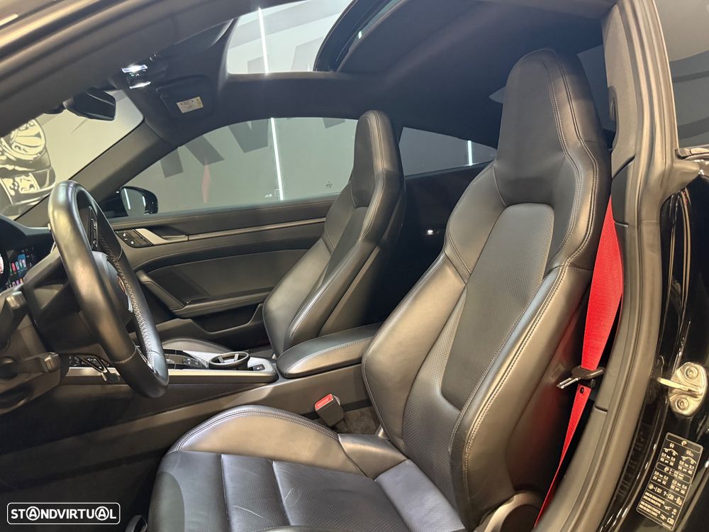 Porsche 911 (992) Carrera S PDK - 5