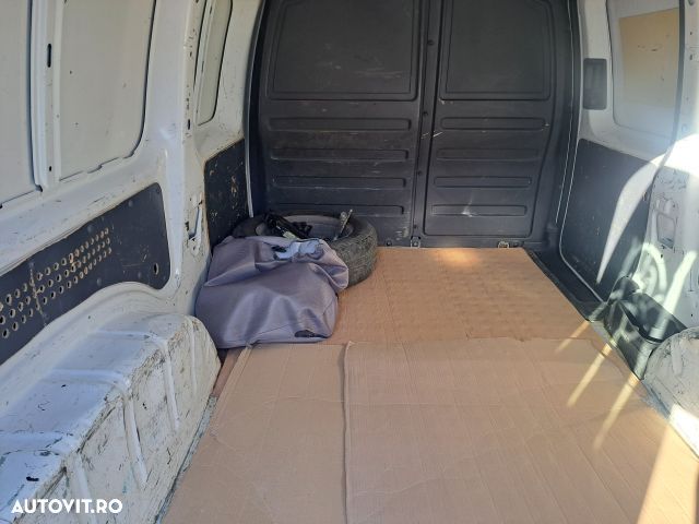 Volkswagen Caddy - 7