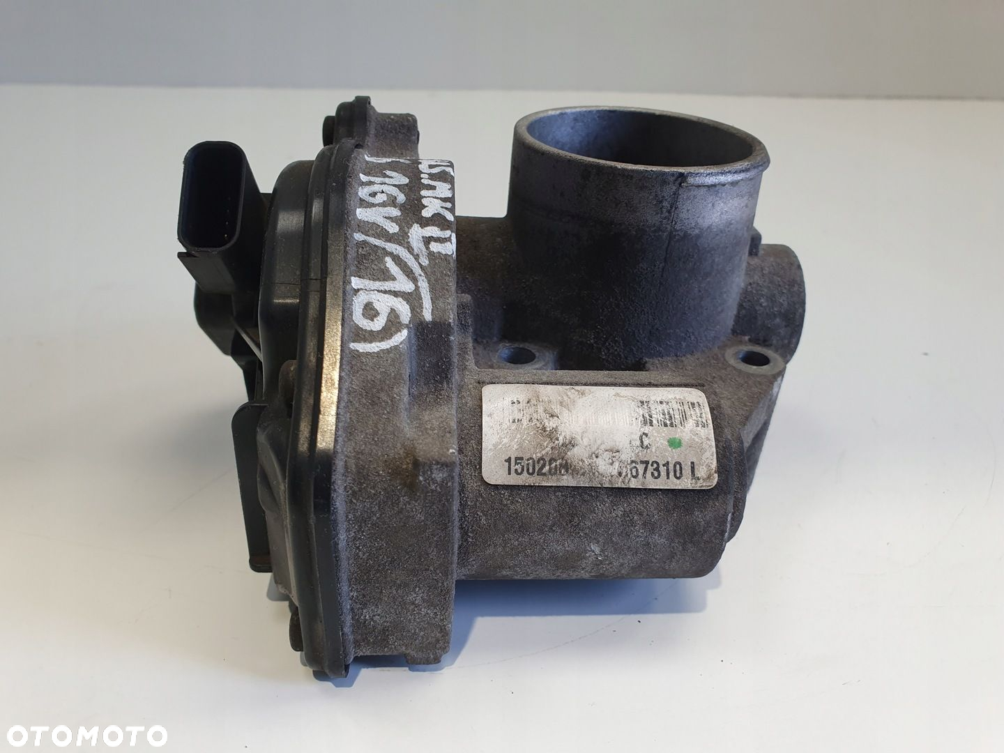 Ford Focus MK2 1.6 16V PRZEPUSTNICA VP4F9U-9E928-BC - 5