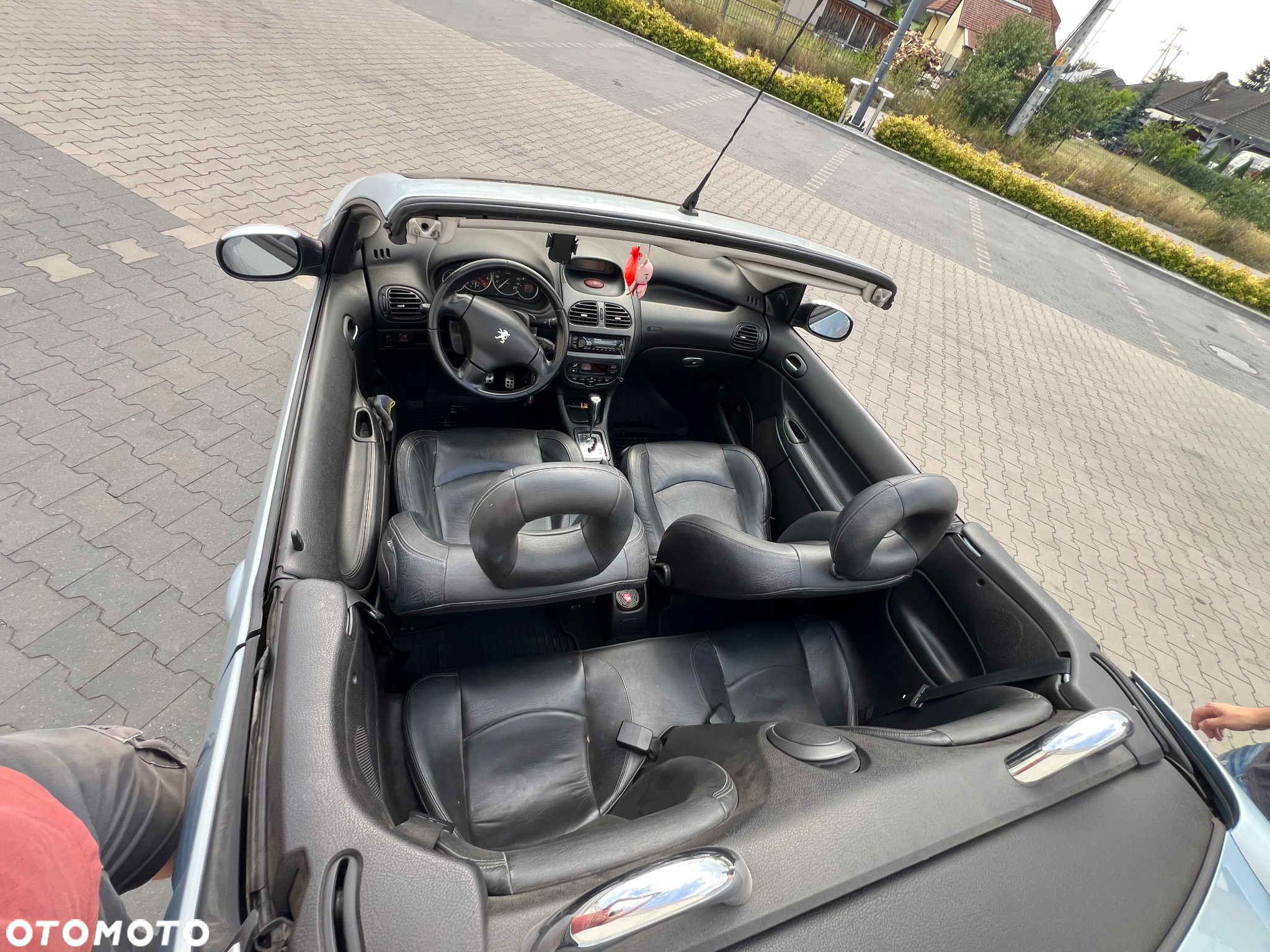 Peugeot 206 CC 110 Automatik Platinum - 20