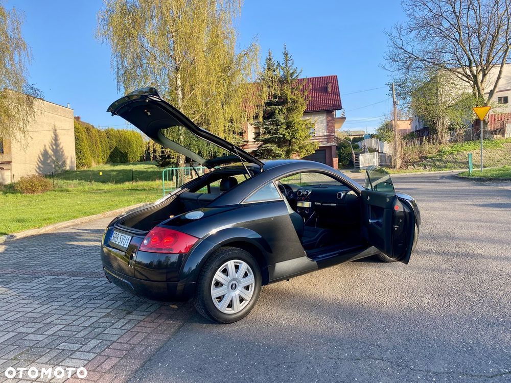 Audi TT Coupé - 17