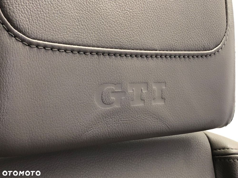 FOTEL PRAWY GTI - 279.00 PLN - VW GOLF V (1K1) 2003 - 2010 2.0 GTI 147 kW [200 KM] benzyna 2004 - - 8