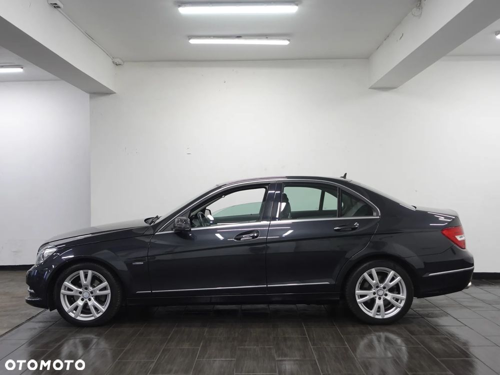 Mercedes-Benz Klasa C 200 (BlueEFFICIENCY) 7G-TRONIC Avantgarde - 5