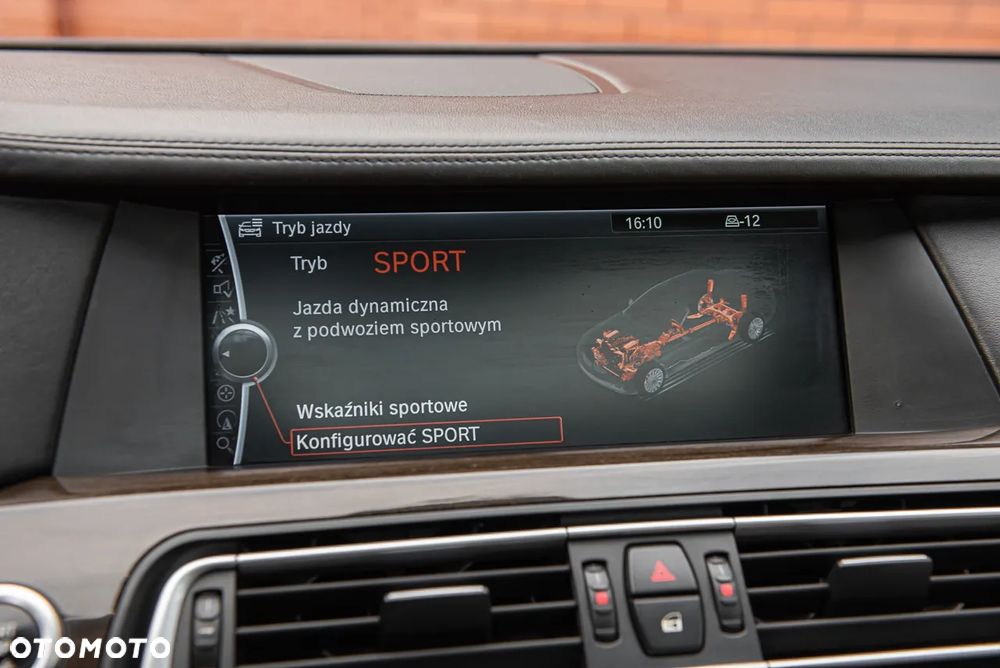 BMW Seria 7 750Li - 23