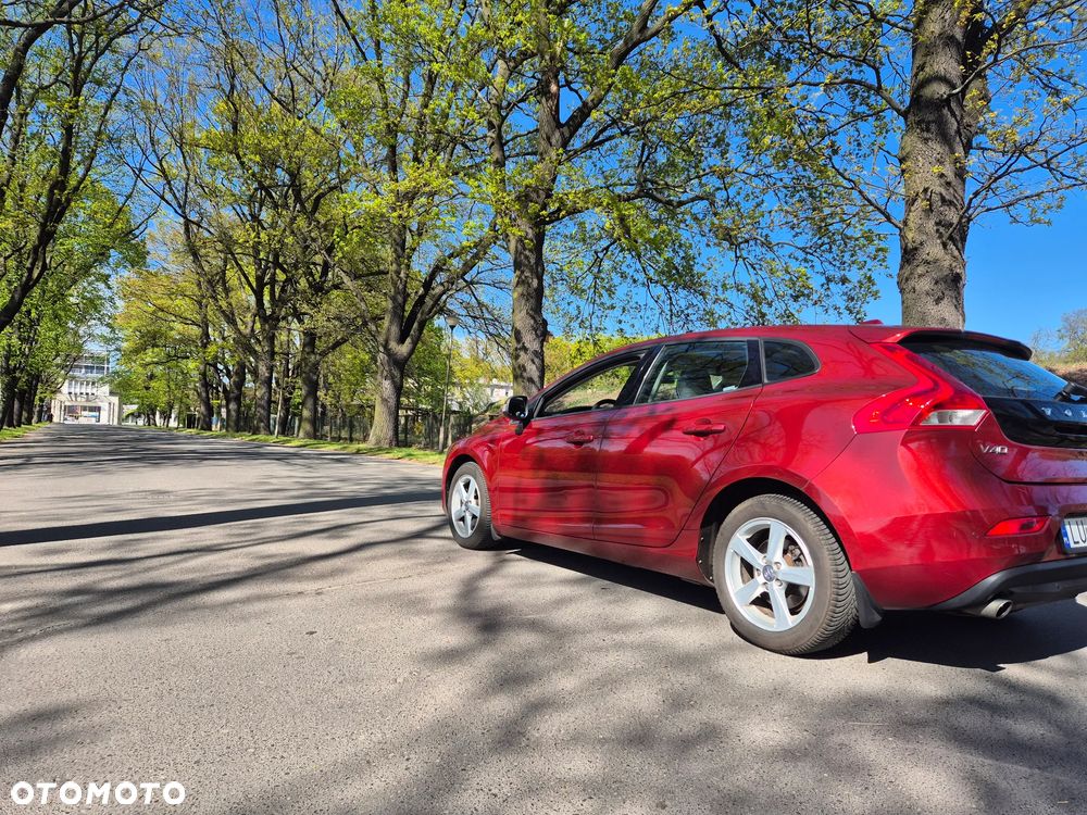 Volvo V40 T3 Kinetic - 11