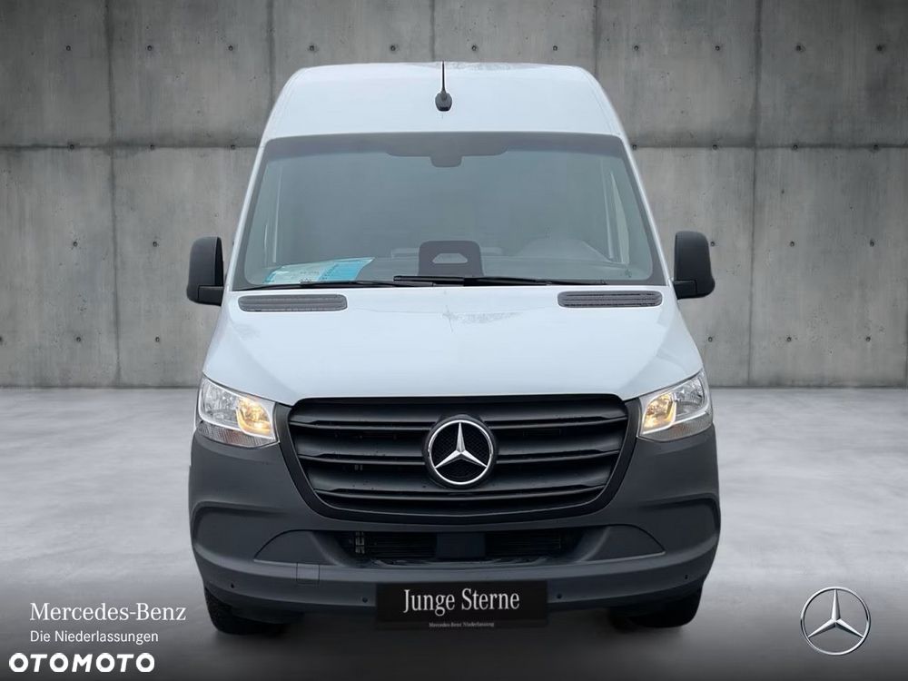 Mercedes-Benz Sprinter - 6