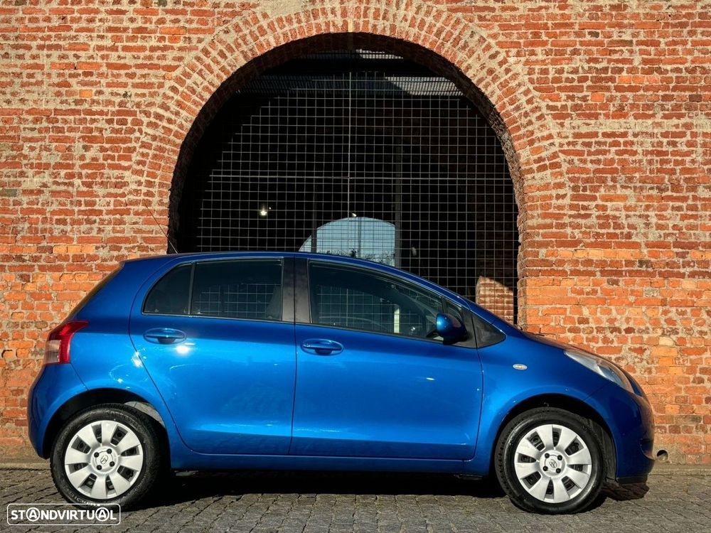 Toyota Yaris 1.0 VVT-i AC - 3