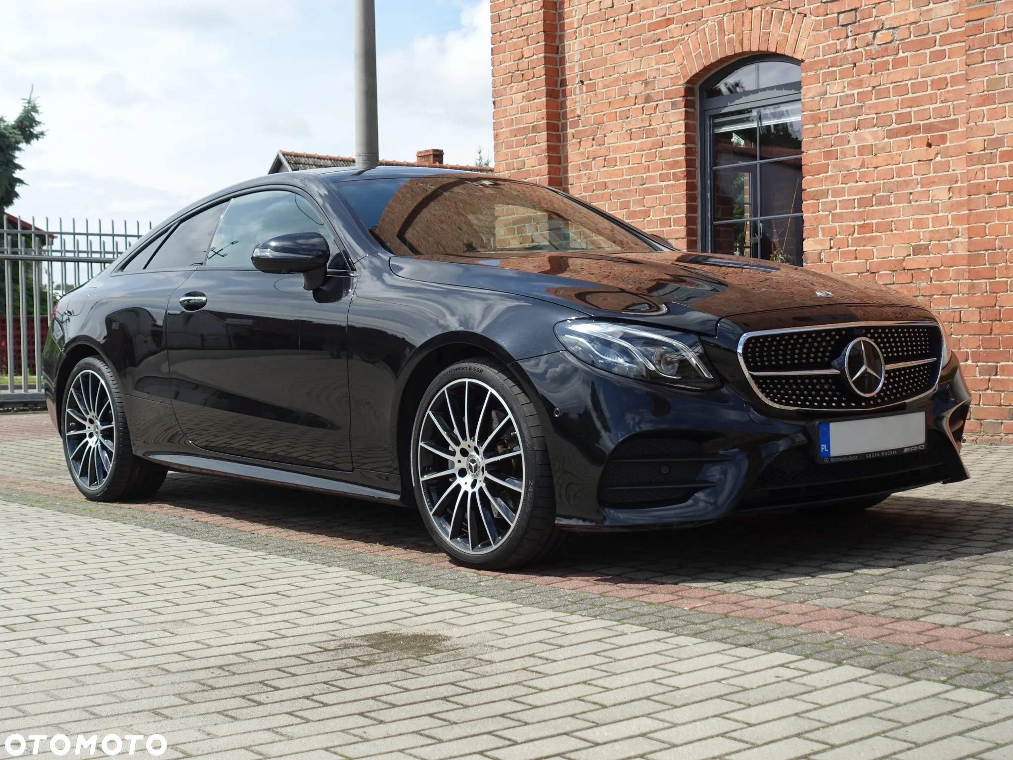 Mercedes-Benz Klasa E 220 d Coupe 4-Matic AMG - 6