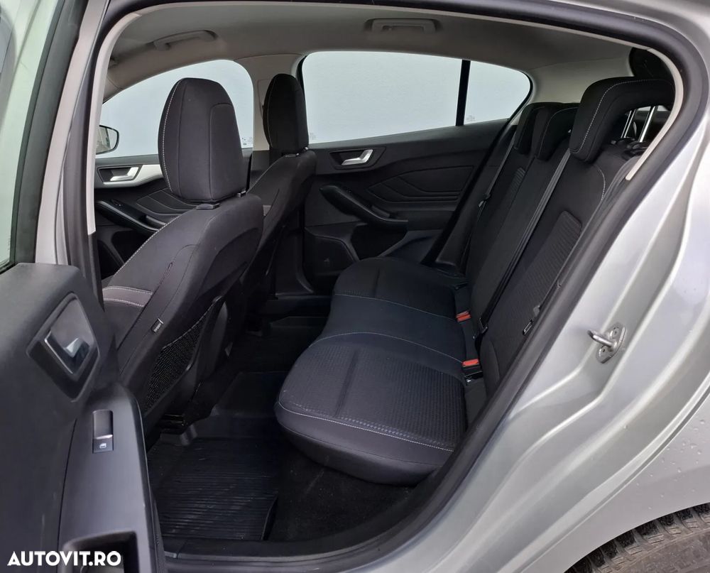 Ford Focus 1.5 EcoBlue Connected - 11