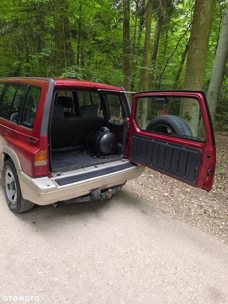 Suzuki Vitara - 18