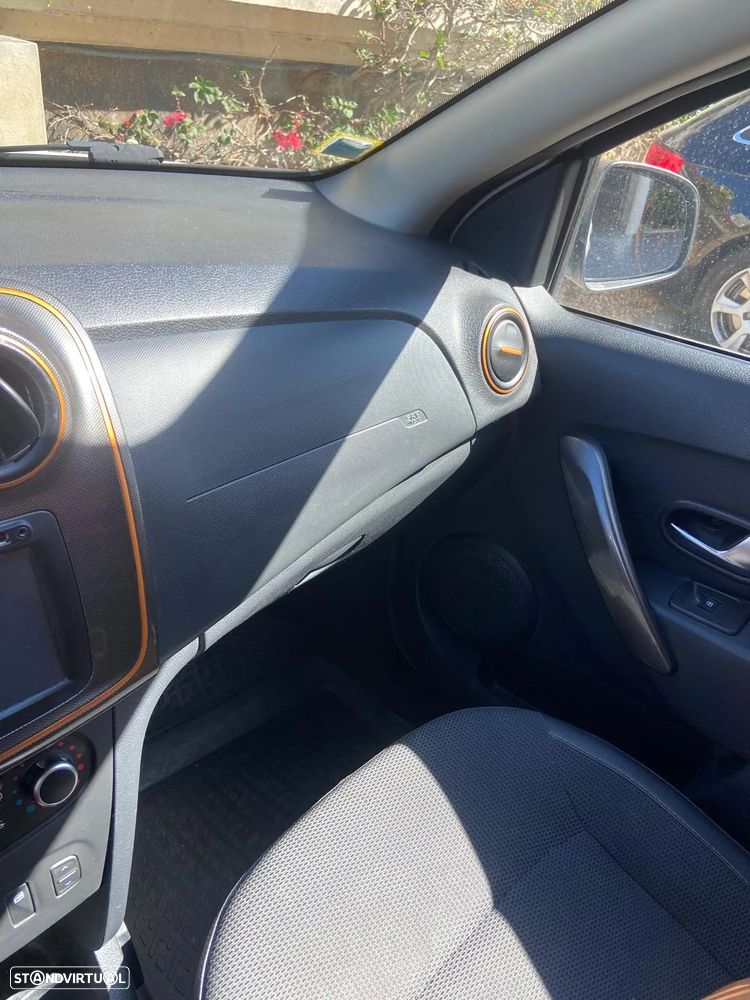 Dacia Sandero 0.9 TCe Stepway - 4