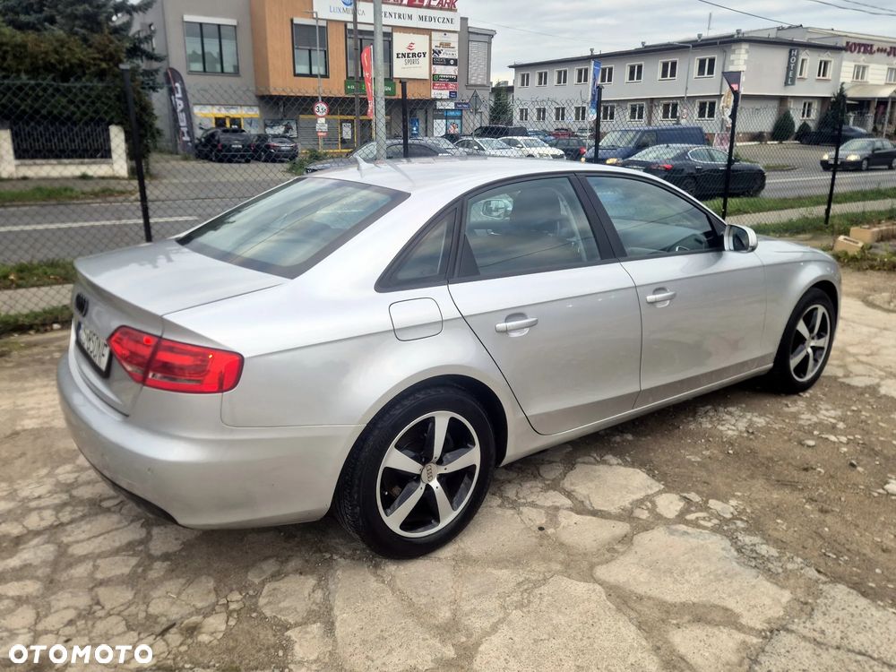 Audi A4 Limousine - 2