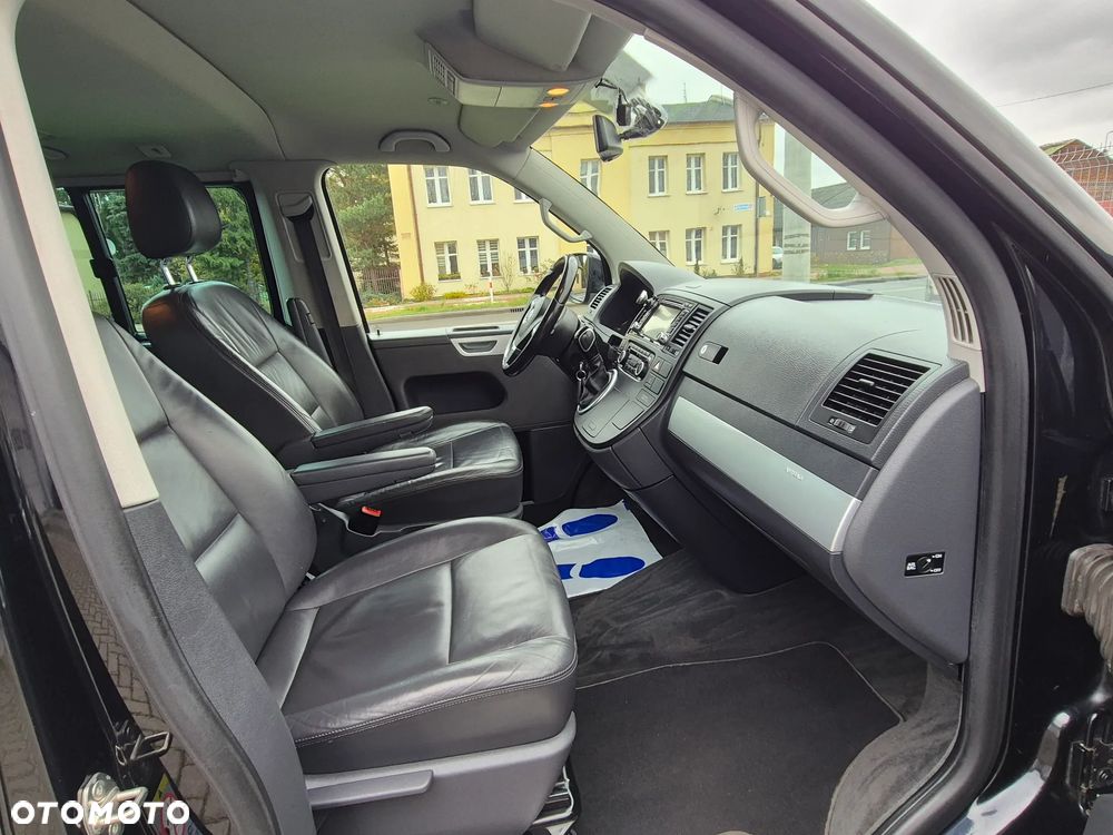 Volkswagen Multivan - 34