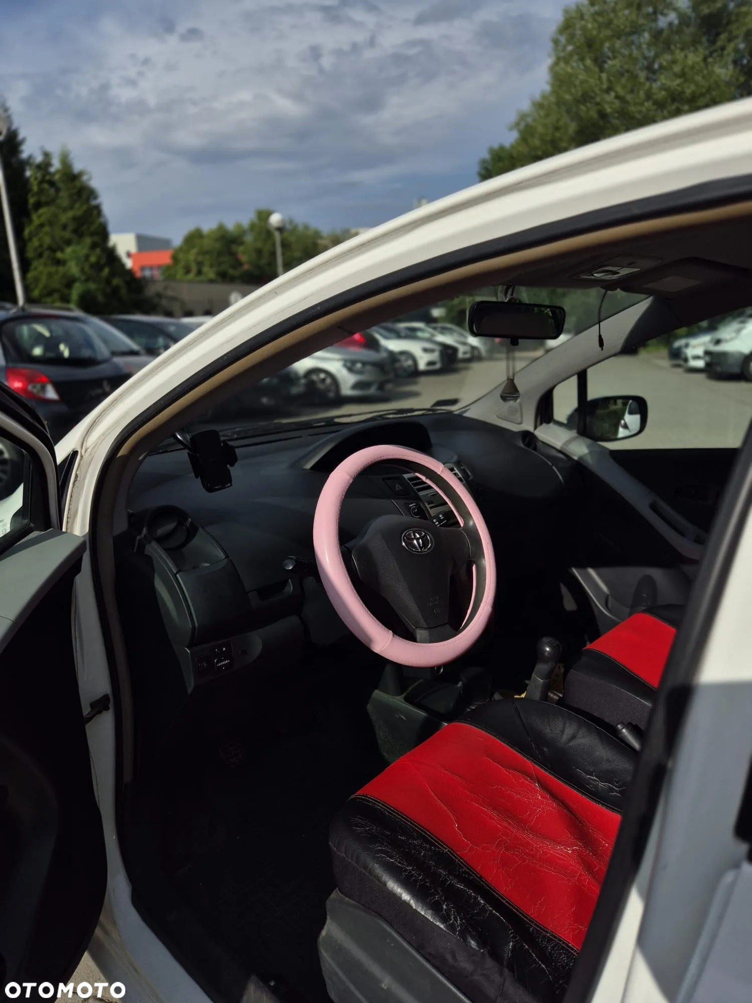 Toyota Yaris 1.3 Luna - 5