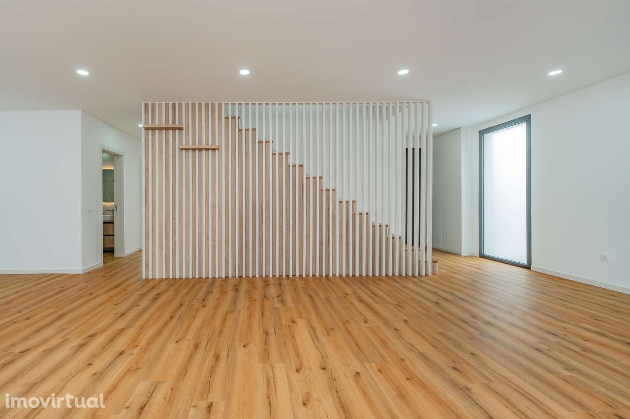 Moradia T5 de Sonho às Portas de Lisboa - Grande imagem: 2/45