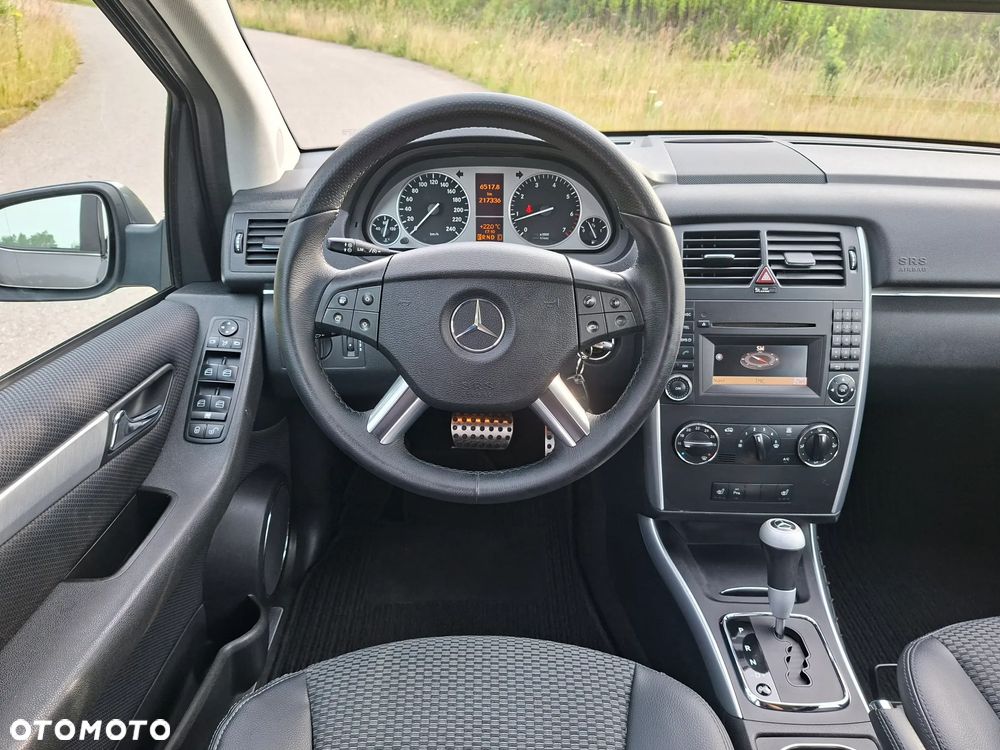 Mercedes-Benz Klasa B 170 Autotronic Grand Edition - 19
