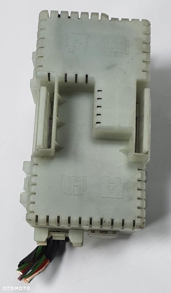 SKRZYNKA BEZPIECZNIKÓW FORD MONDEO MK4 6G9T-14K131-CA 6G9T-14C507-BB - 2