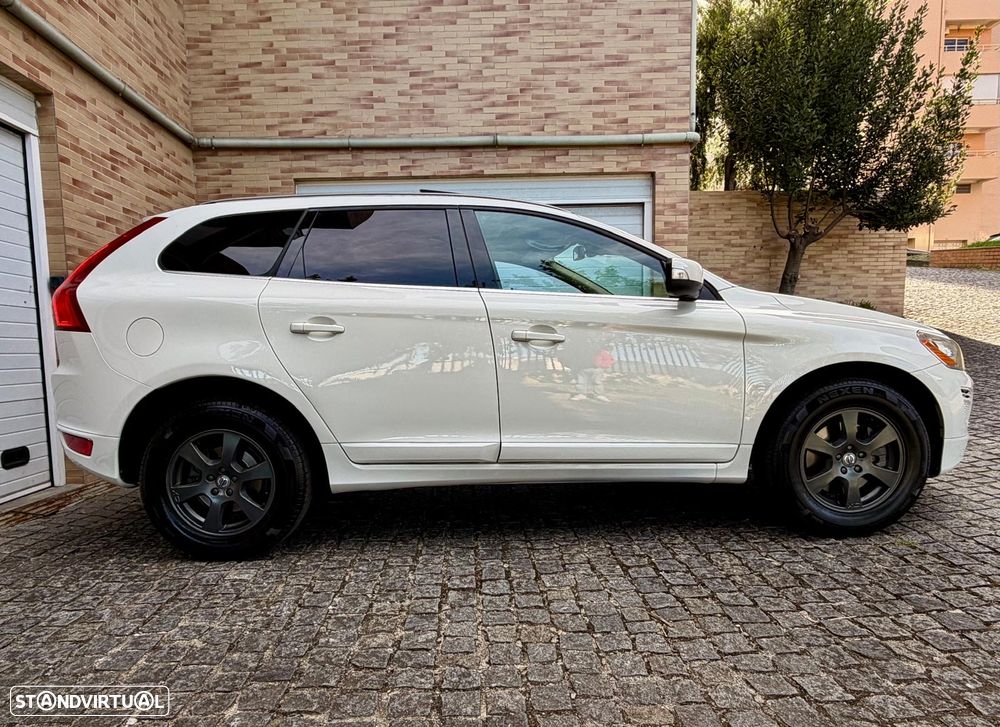 Volvo XC 60 - 4