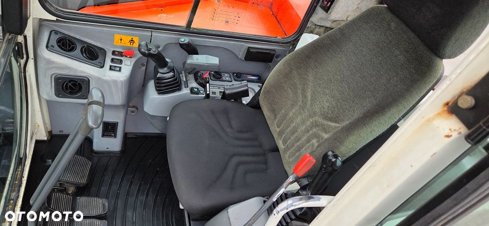 Kubota <<Kubota KX080-3, 2009r, ramie 3xłamane!, nowe gąsienice!>> - 17