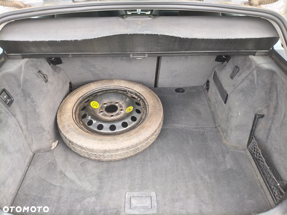 BMW Seria 3 318d DPF - 6