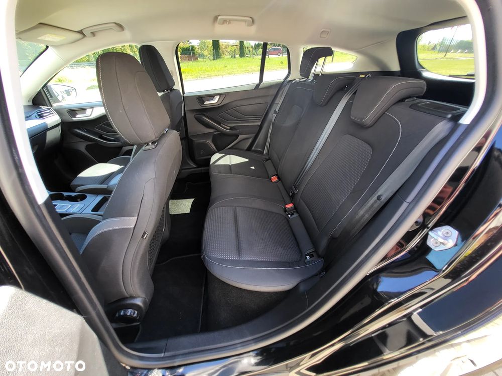Ford Focus 1.5 TDCi Platinium X PowerShift - 11