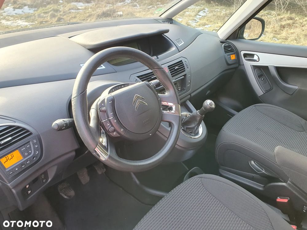 Citroën C4 Picasso - 10