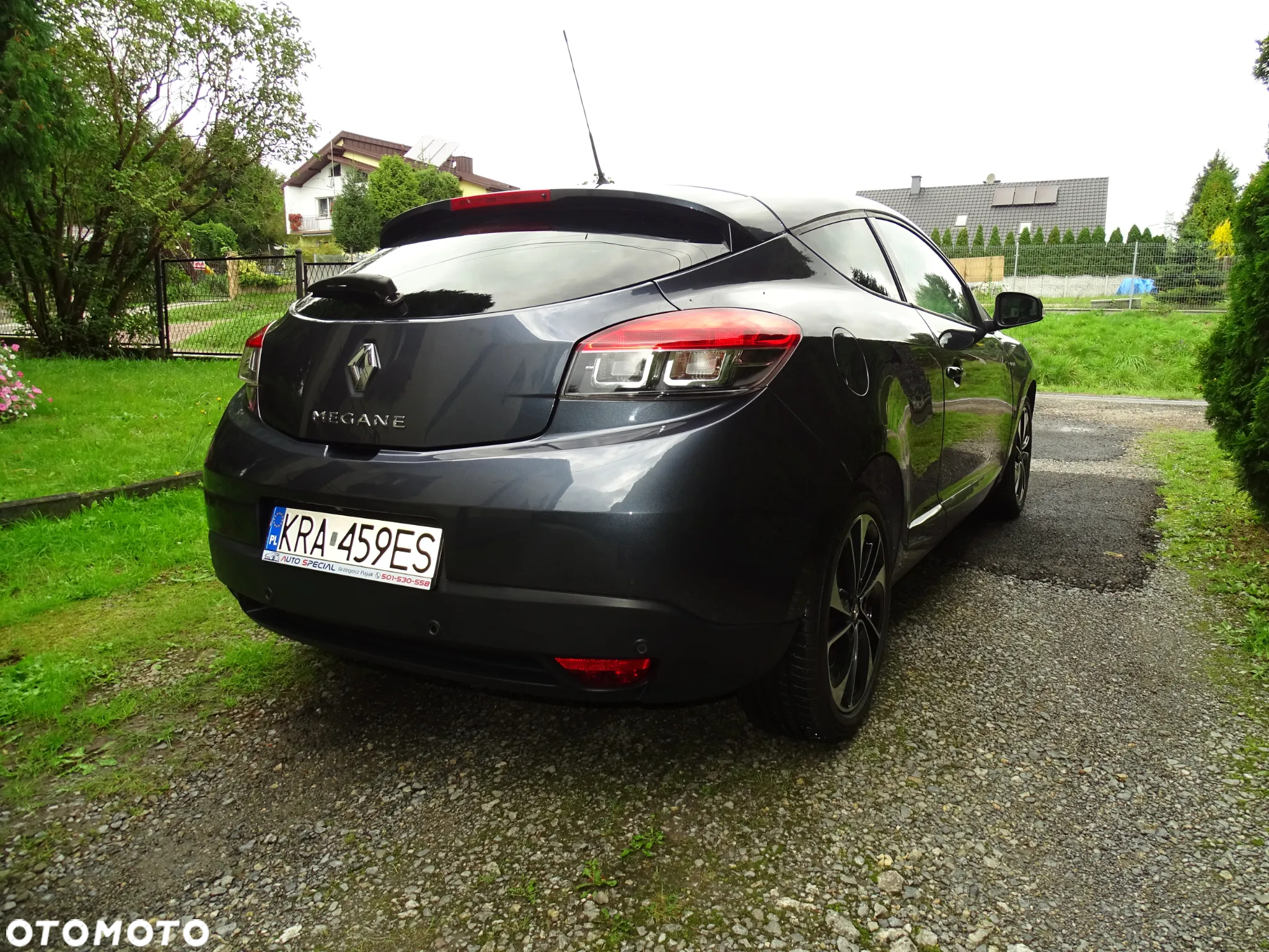 Renault Megane Coupe TCe 130 EDC Bose Edition - 10