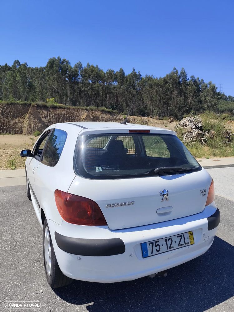 Peugeot 307 1.4 HDi XR - 4