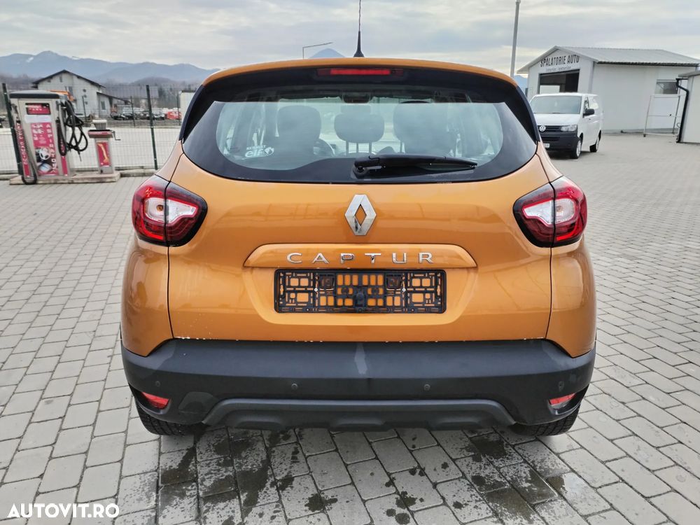 Renault Captur TCe Life Evo - 3