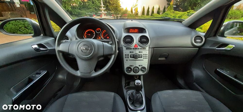 Opel Corsa - 24