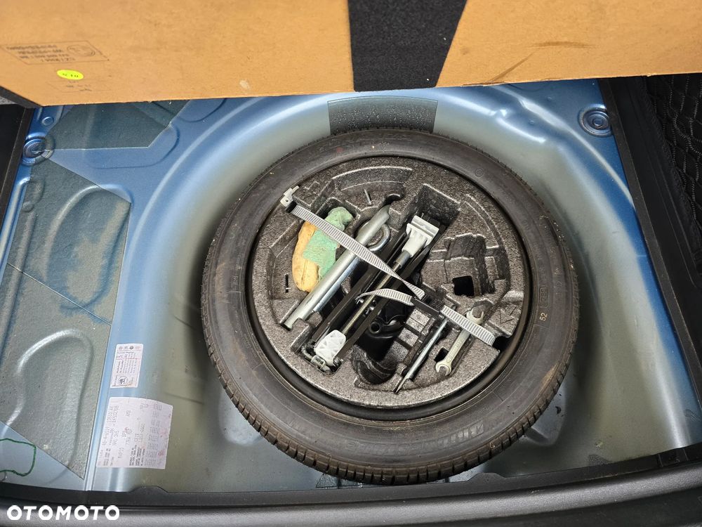 Skoda RAPID 1.2 TSI Ambition Green tec - 14