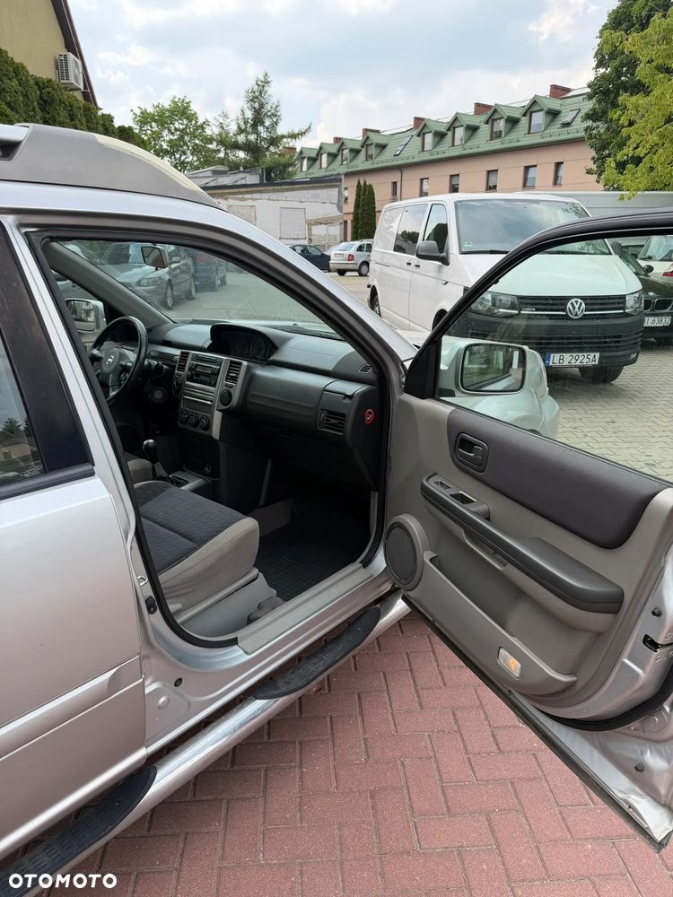 Nissan X-Trail 2.0 Sport + - 12