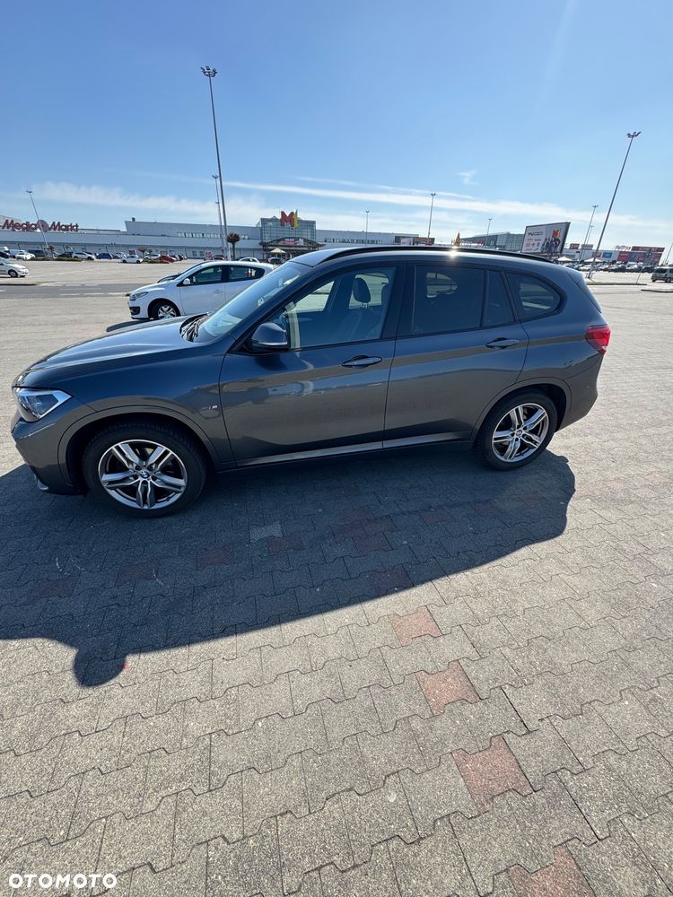 BMW X1 sDrive18d xLine sport - 4