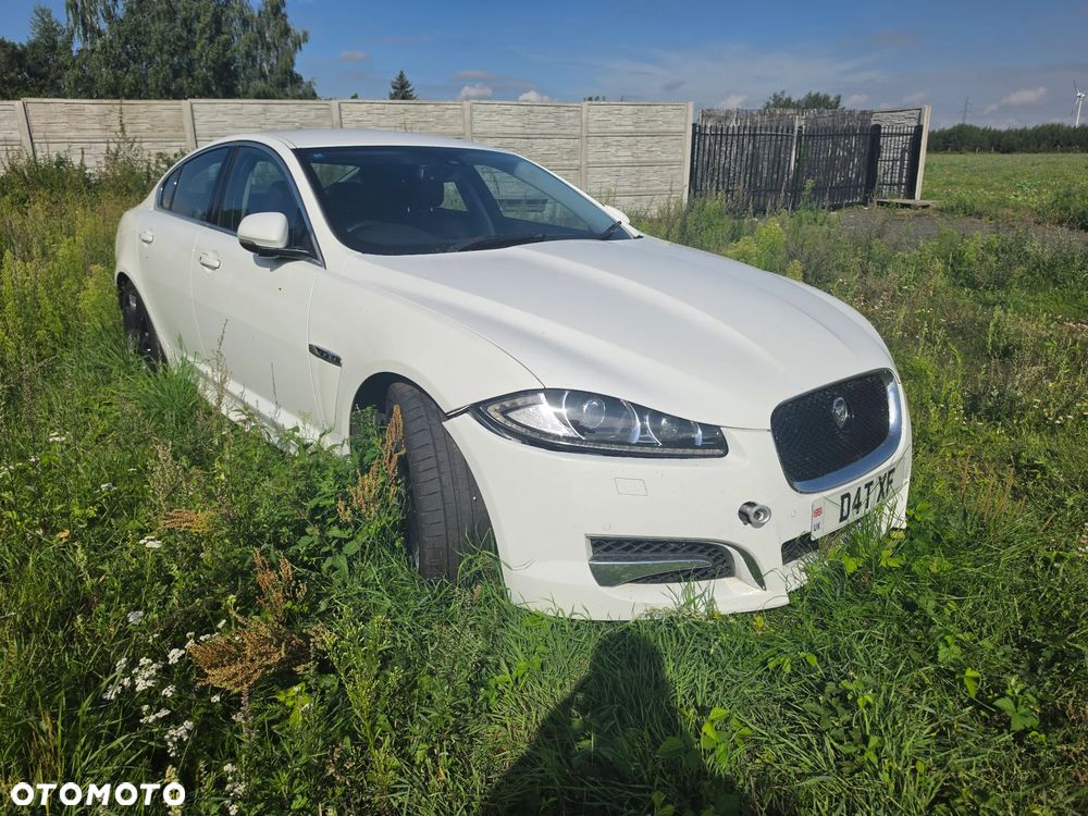 Jaguar XF 3.0 V6 S - 2