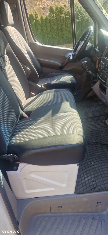 Mercedes-Benz Sprinter 906 - 11