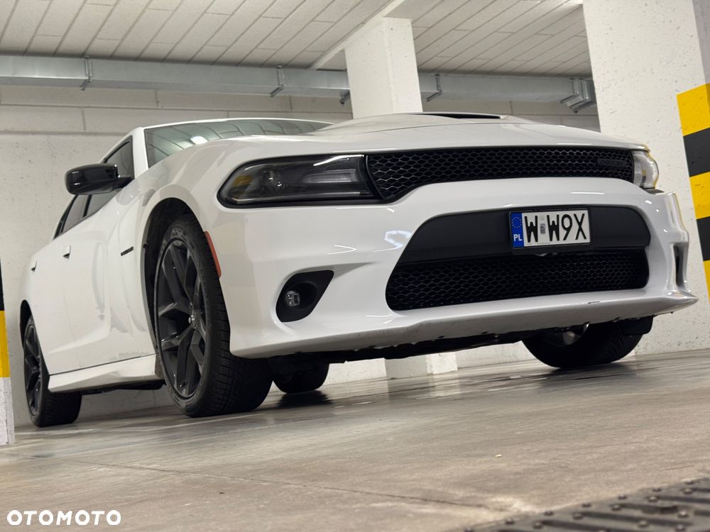 Dodge Charger 5.7 R/T - 15