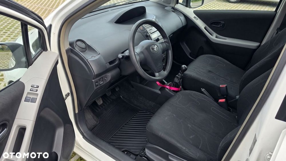 Toyota Yaris 1.4 D-4D Sol - 7