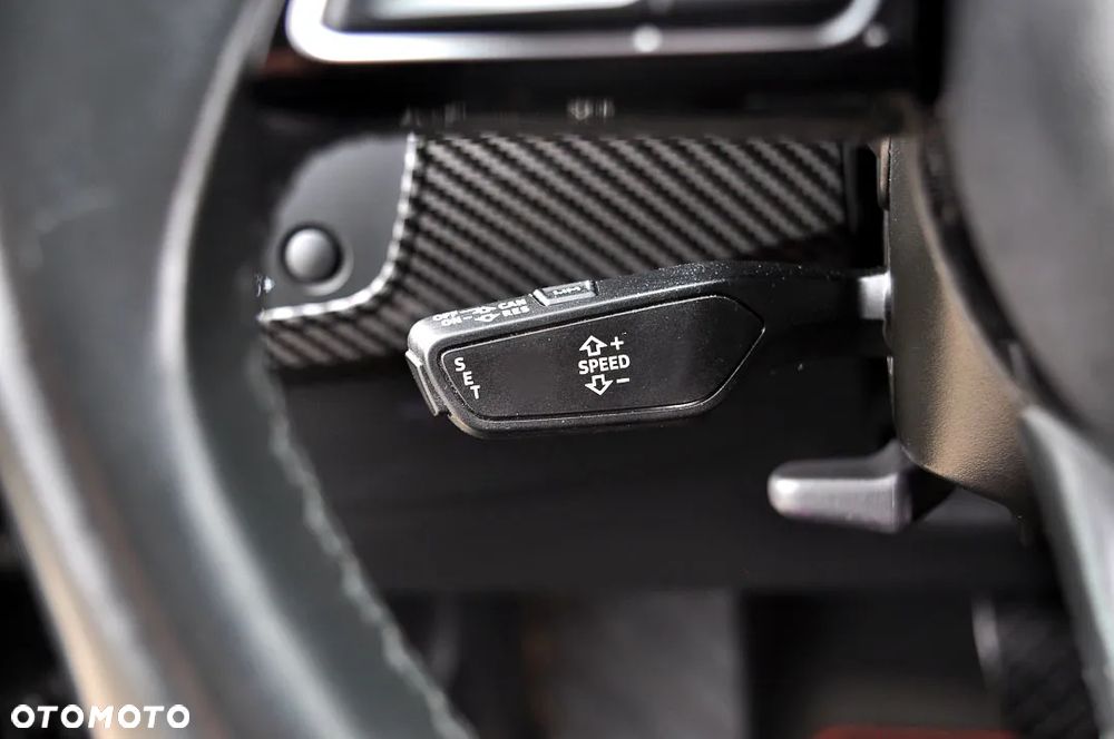 Audi A4 ver-avant-35-tfsi-s-tronic-s-line - 36
