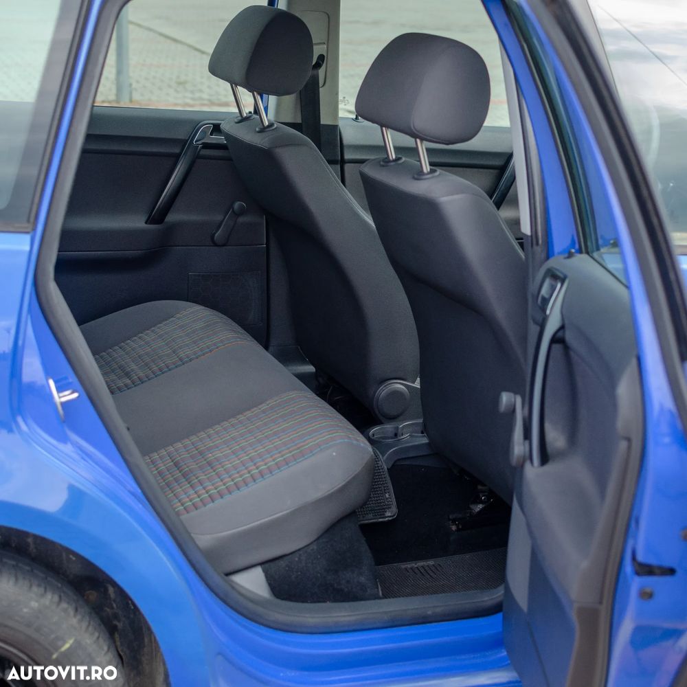 Volkswagen Polo - 11