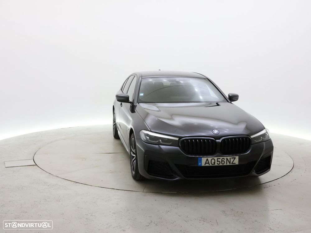 BMW 530 e Pack M - 11