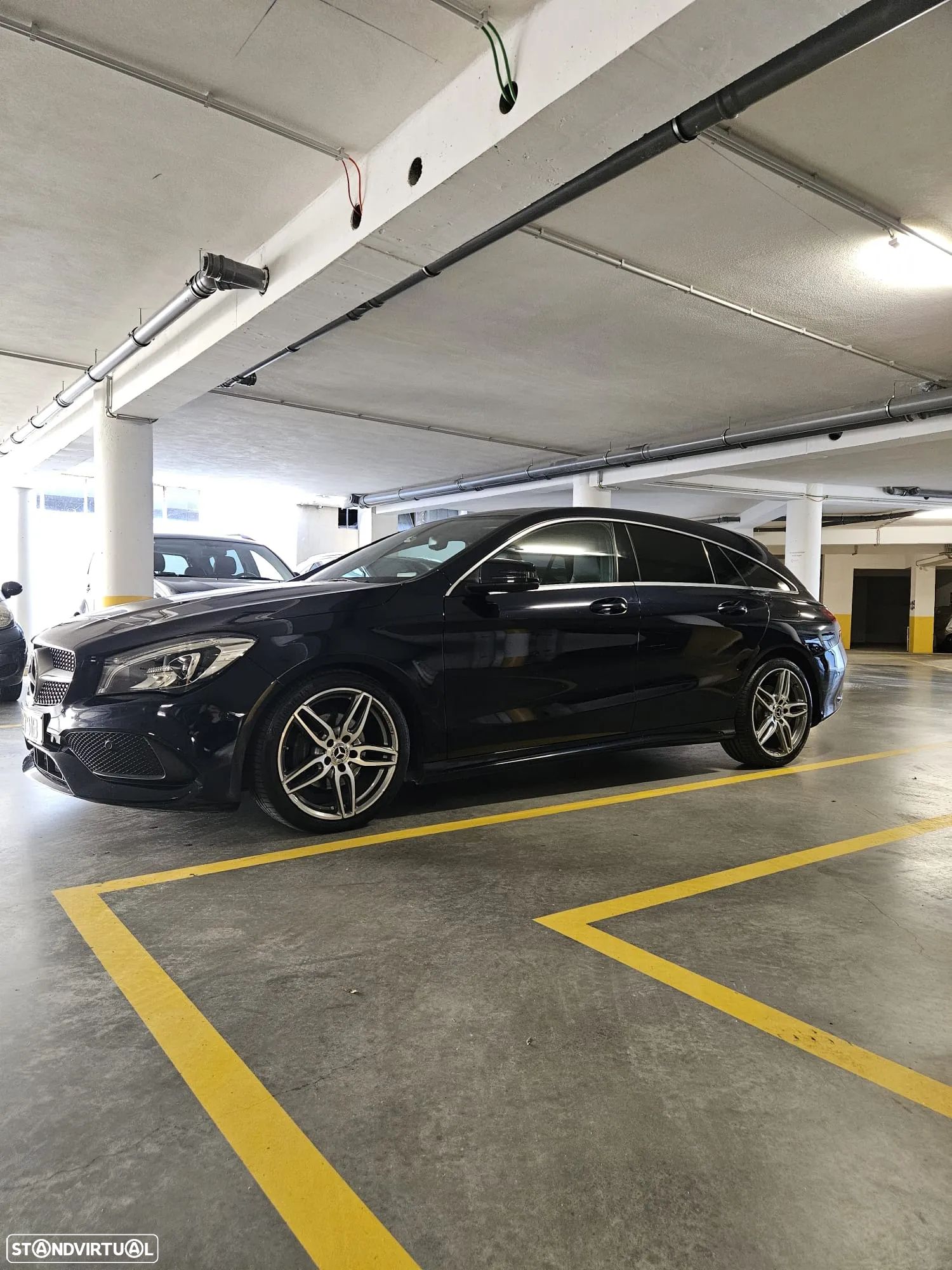 Mercedes-Benz CLA 200 Shooting Brake d 7G-DCT AMG Line - 1