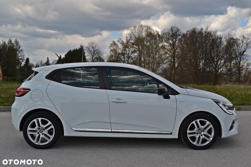 Renault Clio - 8