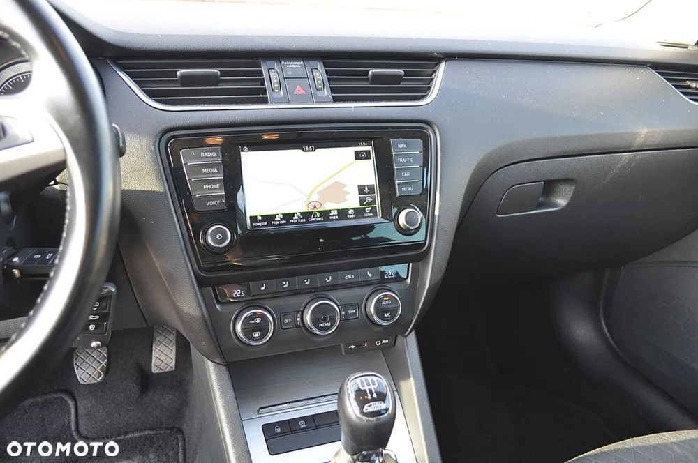 Skoda Octavia Combi 1.6 TDI Green tec Edition - 28