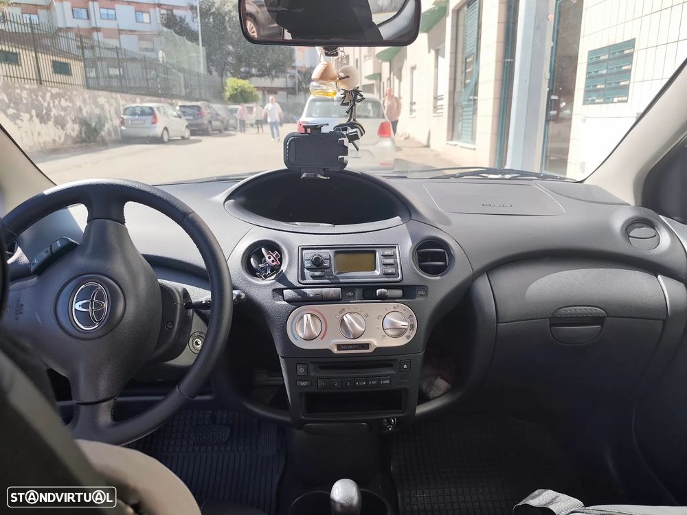 Toyota Yaris 1.0 Multi-Mode Sol - 15