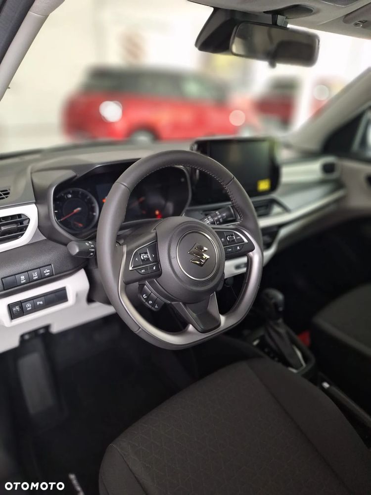 Suzuki Swift 1.2 Dualjet SHVS Premium Plus CVT - 3